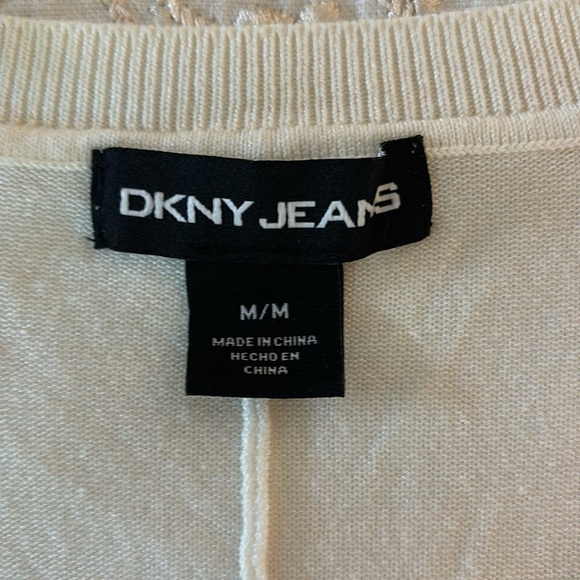 DKNY JEANS Creamy White V-Neck Sweater Spring Summer size M Medium Like New - Picture 5 of 7